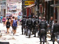 Brasil refuerza el despliegue militar en la frontera con Venezuela por la "crisis humanitaria"