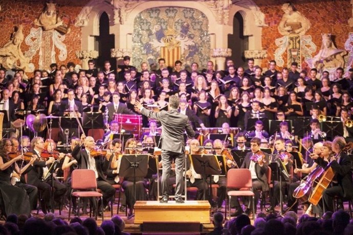 L'OSV tocant en el Palau de la Música