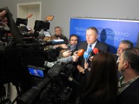 Delegado Gobierno prefiere no dar validez al tuit de Puigdemont y defiende el gesto de Hostetur y "coraje" de la Policía