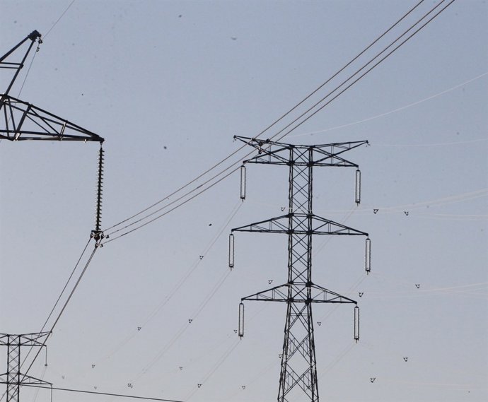 Electricitat, energia, cables, torres elèctriques, corrent