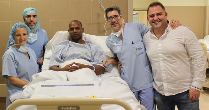 Yunier Pérez tras ser operado