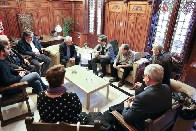 Fotos Reunió Alcalde Amb Prodis, Arxiu Tobella I Taller Del Llibre