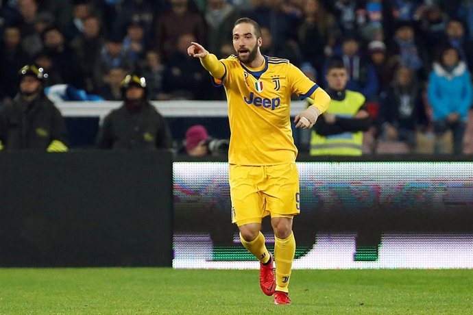 Gonzalo Higuaín celebra un gol con la Juventus