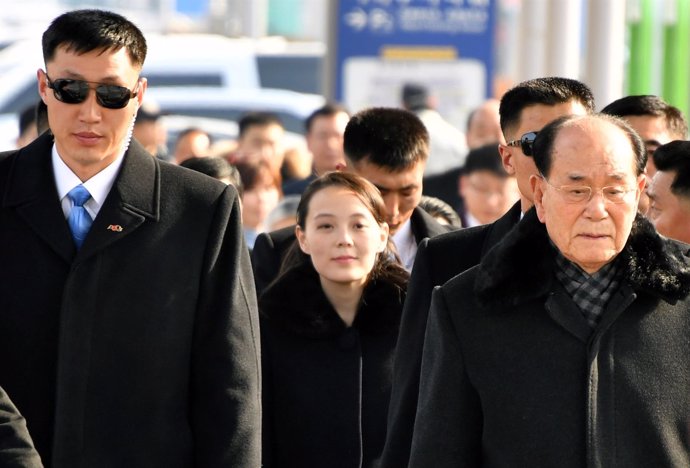 Delegación de Corea del Norte encabezada por Kim Yo-jong