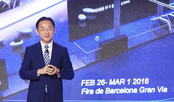 Ryan Ding, presidente de la unidad de Operadores de Huawei