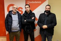 Cs Cantabria apoya las reivindicaciones de los taxistas con el Metro TUS
