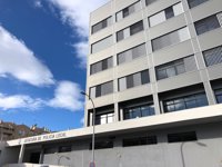 Detenido en Almería acusado de golpear a su esposa tras el aviso de la hija que lo oyó por teléfono