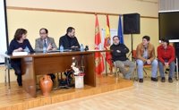 Cinco pintores sorianos participan en el proyecto 'El Arte en las Pedrizas' en el colegio de la capital