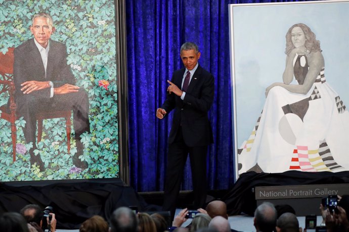 Retratos del expresidente estadounidense Barack Obama y su mujer