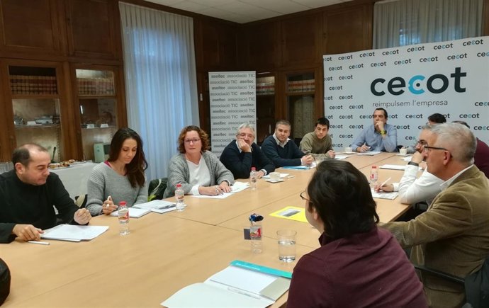 La sesión de realidad aumentada y virtual que ha conducido el experto Xavier Rib