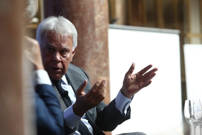 Felipe González en la II Assemblea Madrid Fòrum Empresarial