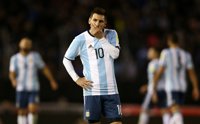 Claudio Tapia, presidente de la Asociación del Fútbol Argentino: "Hablamos con Messi para que juegue menos en Barcelona"