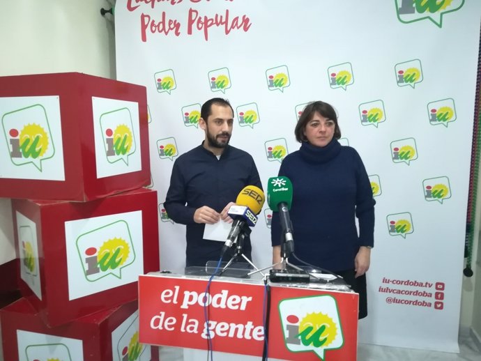 Pérez y Cortés en la rueda de prensa