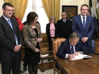 Fomento entrega a Benicarló (Castellón) el tramo de la N-340 que va por el municipio y renueva el firme de la vía