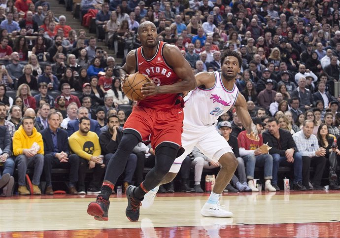 Serge Ibaka en el Toronto Raptors - Miami Heat