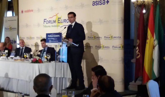 El alcalde de Granada, Francisco Cuenca, en el Forum Europa