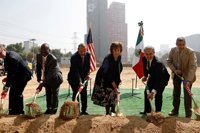 EEUU sigue adelante con su nueva Embajada pese a la tensión con México por el muro fronterizo