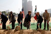 EEUU sigue adelante con su nueva Embajada pese a la tensión con México por el muro fronterizo