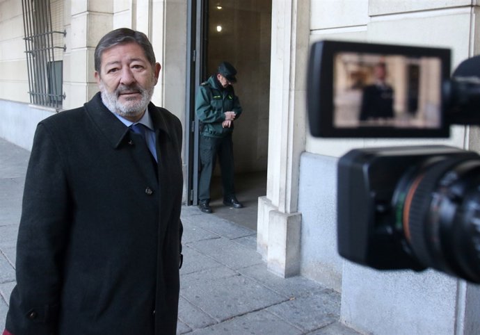 Francisco Javier Guerrero arriba a la novena sessió del judici del caso ERE
