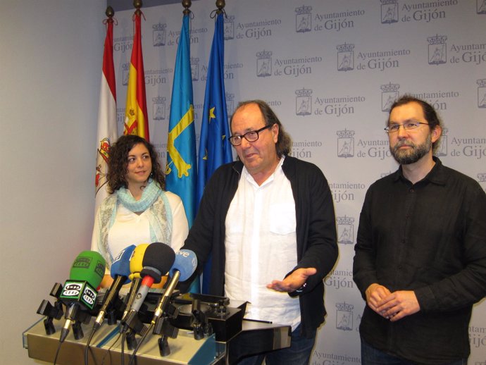 Tania Gonzzález, Eurodiputada Podemos, Mario Suarez Xsp Y Emilio Leon