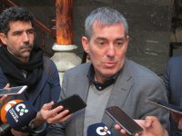 Clavijo dice que el descuento para residentes es una "línea roja" en el REF y pide "coherencia" a los diputados del PP