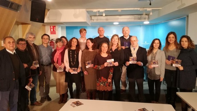 Gómez con miembros de la Plataforma de Ocio de Calidad