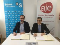 AJE Región de Murcia y el Banco Sabadell colaborarán para favorecer la creación de nuevas empresas