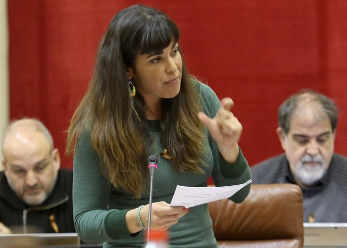 Teresa Rodríguez, durante el debate con Susana Díaz