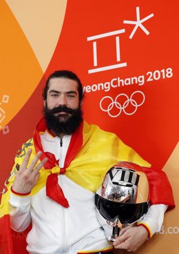 Regino Hernández, tercer medallista español en unos Juegos de invierno