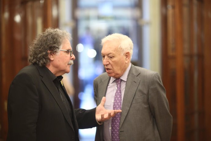 Joan Tardá y Margallo hablan en el Congreso