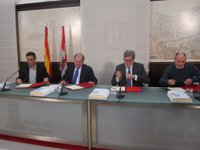 Herrera enmarca los acuerdos con patronal y sindicatos en la "ronda más productiva del Diálogo Social desde 2001"