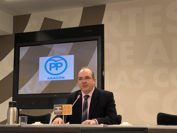 El diputado del grupo parlamentario del Partido Popular, Fernando González.