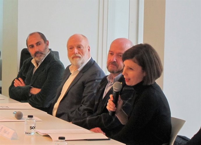 C.Guerra (Tàpies), H.Nefkens, C.Urroz (Arc) i R.Lleó 