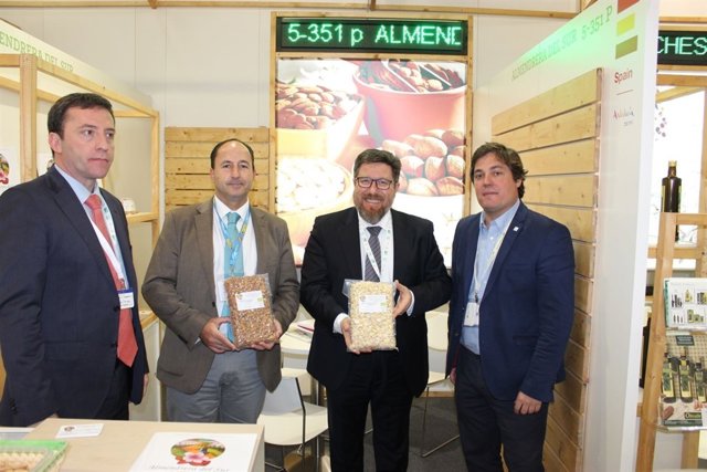 Consejero de Agricultura, Rodrigo Sánchez Haro, en Biofach en Nuremberg