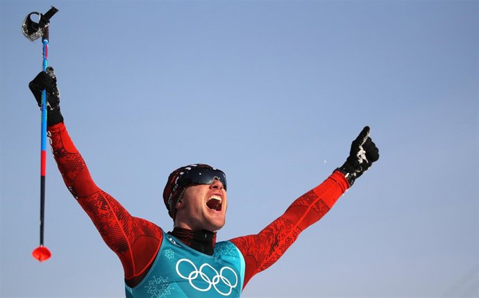 Dario Cologna gana el oro en los Juegos Olímpicos de Pyeongchang