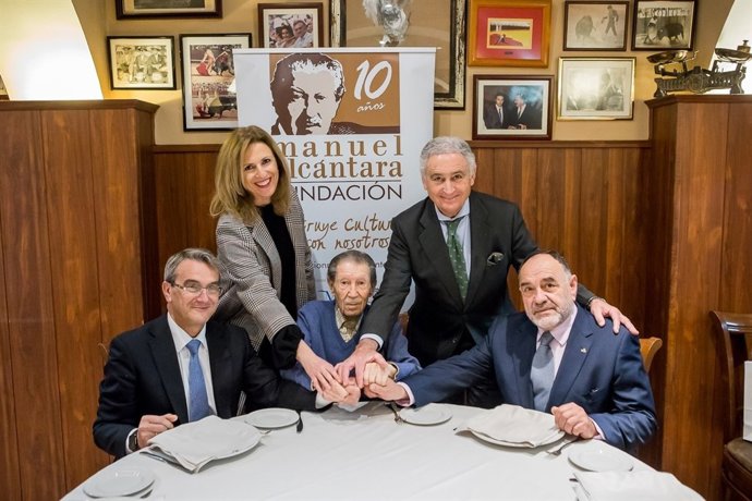 Acuerdo entre las fundaciones Caja Rural de Granada y Manuel Alcántara