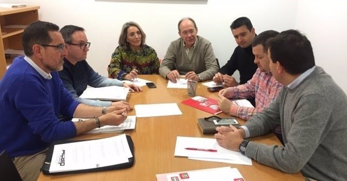Reunión entre PSOE y Acaip