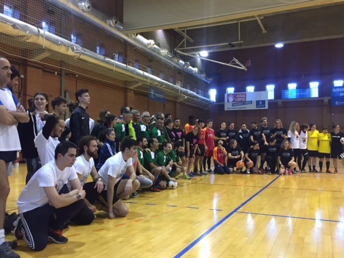 Participantes del I Torneo de fútbol sala por la diversidad