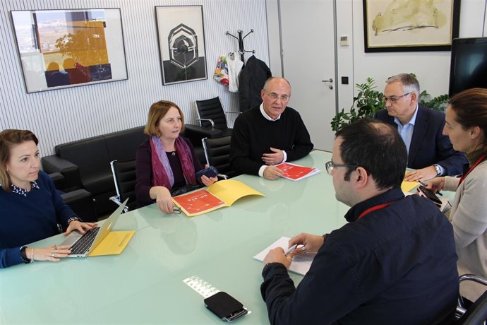 Primera reunión del programa estratégico 'Uneix'