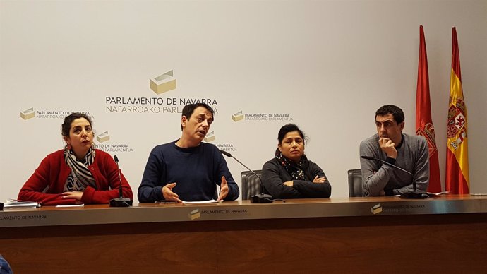 Laura Pérez, Carlos Couso, Fanny Carrillo y Rubén Velasco (Podemos).