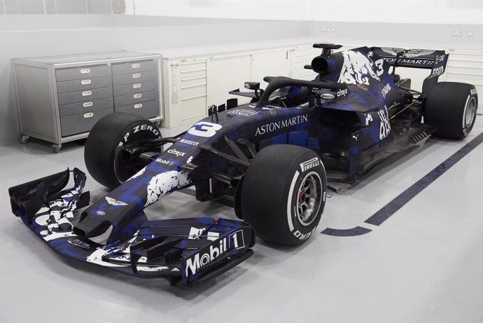 El nuevo RB14 del equipo Red Bull de F1