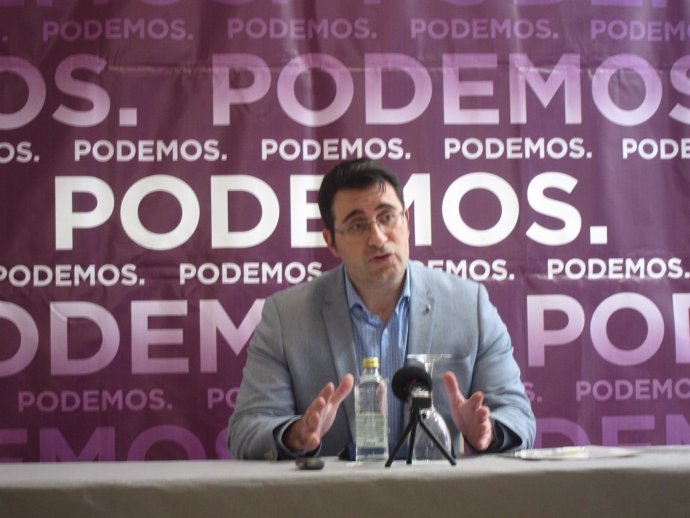 El secretario de Podemos Galicia, Juan Merlo