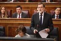 Rajoy califica como "muy buena" la versión del himno de España interpretada por Marta Sánchez