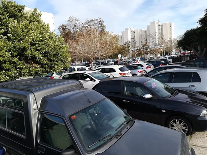 UGT denuncia la falta de aparcamientos en el Polígono de Llevant