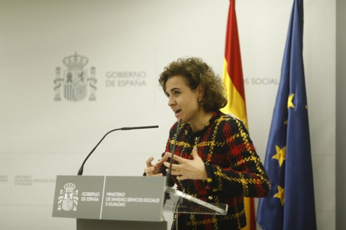 Dolors Montserrat signa amb Farmaindustria la renovació del conveni de colabor