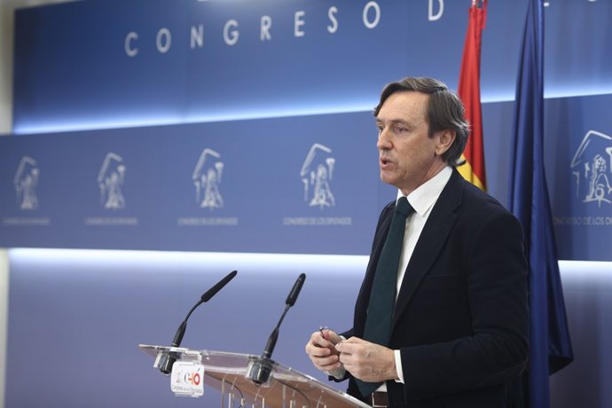 Roda de premsa de Rafael Hernando al Congrés