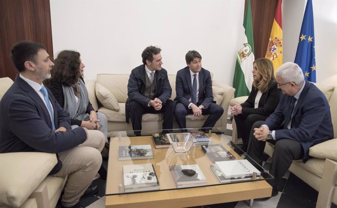 Reunión de Susana Díaz con Sociedad Civil Catalana 