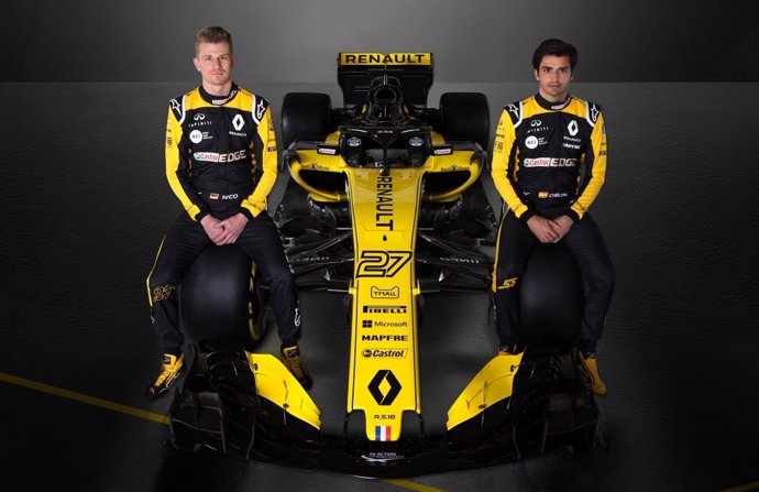 Carlos Sainz y Nico Hülkenberg con el nuevo Renault