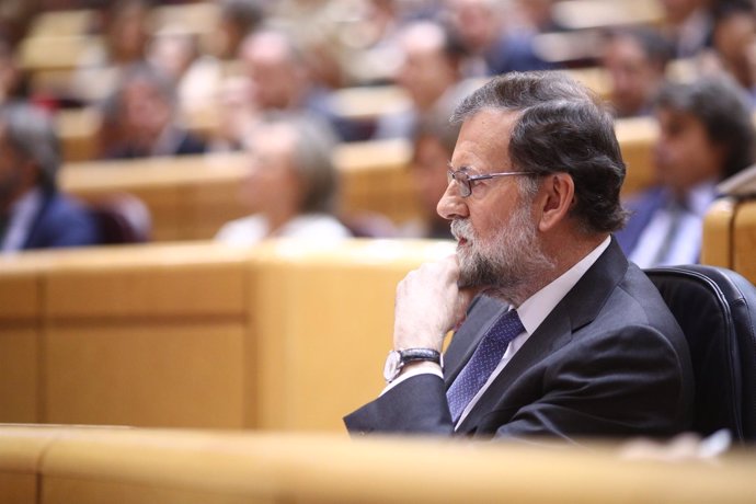 Rajoy sigue el pleno en el Senado sobre el artículo 155