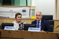 Ceniceros solicita en Bruselas que el 9º Programa Marco de I+D incluya "medidas específicas para revertir fuga talentos"